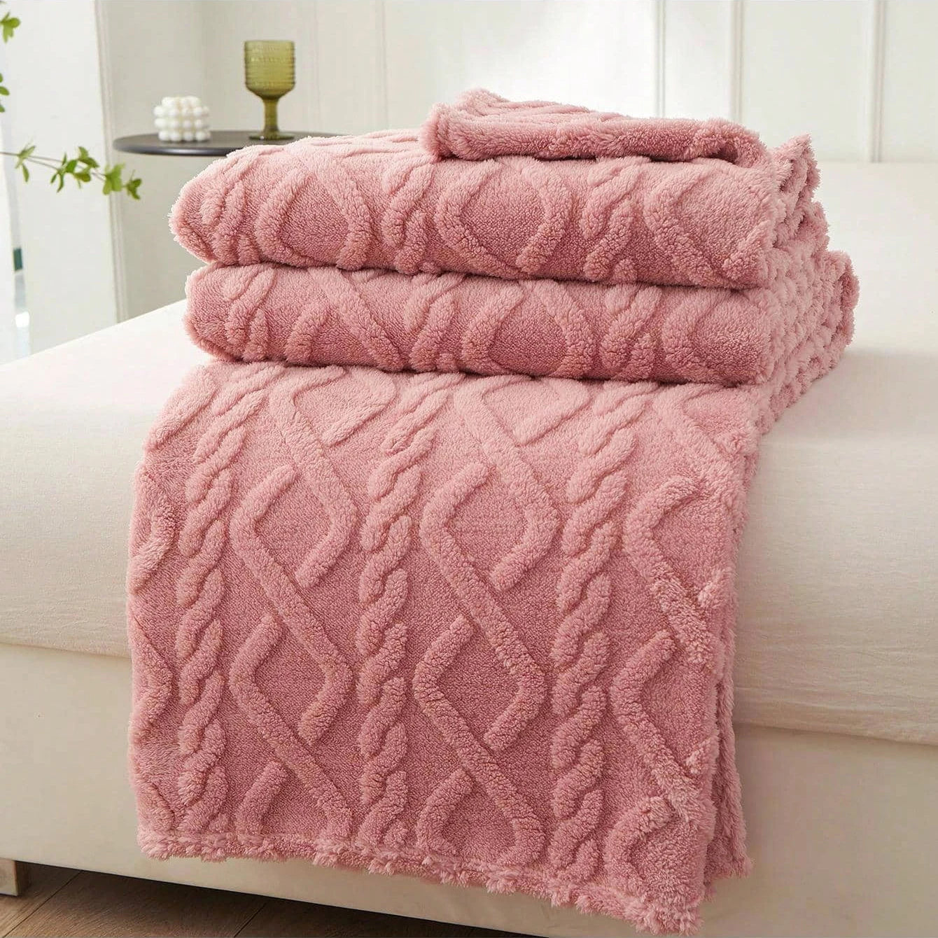 1pc Single-Layer Coral Fleece Blanket, Lightweight & Multi-Purpose Blanket Bed Cover,For Living Room Sofa Cover, Nap Blanket - Tasawoq