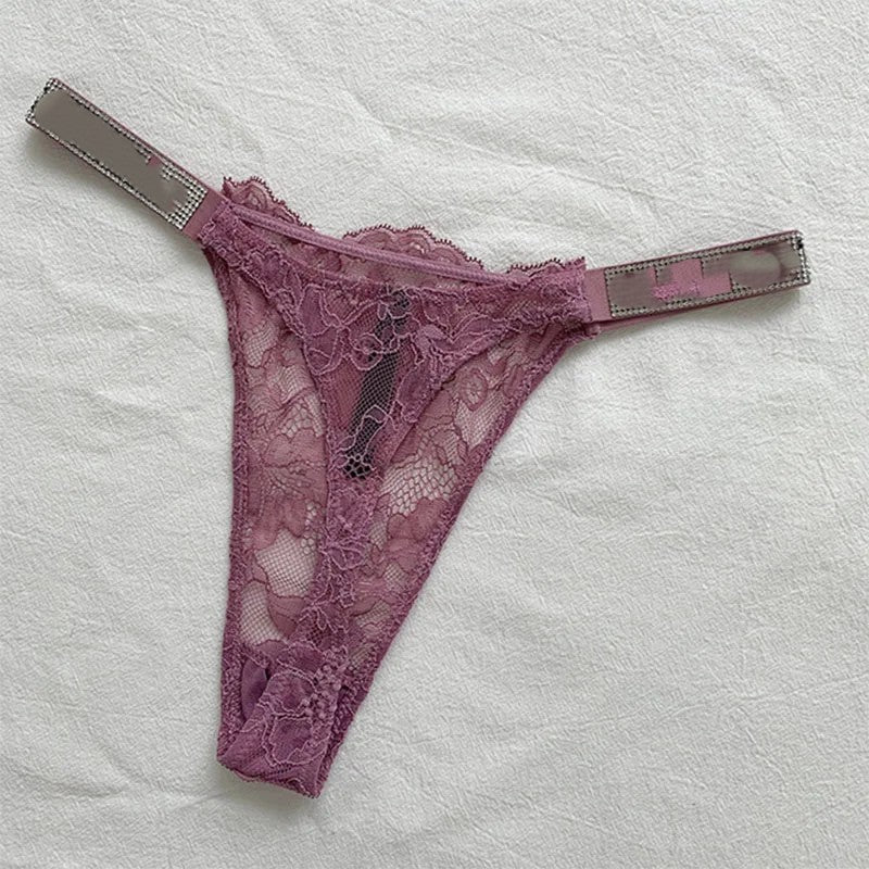 Women's Seamless Low-Waisted Thong - Smooth Breathable G-String