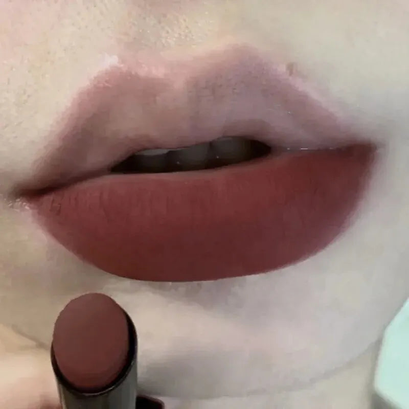 TX010Thin Tube Matte Lipstick, Waterproof and Sweatproof, Does Not Fade Or Remove Makeup, Can Be Used on Both Lips and Cheeks - Tasawoq
