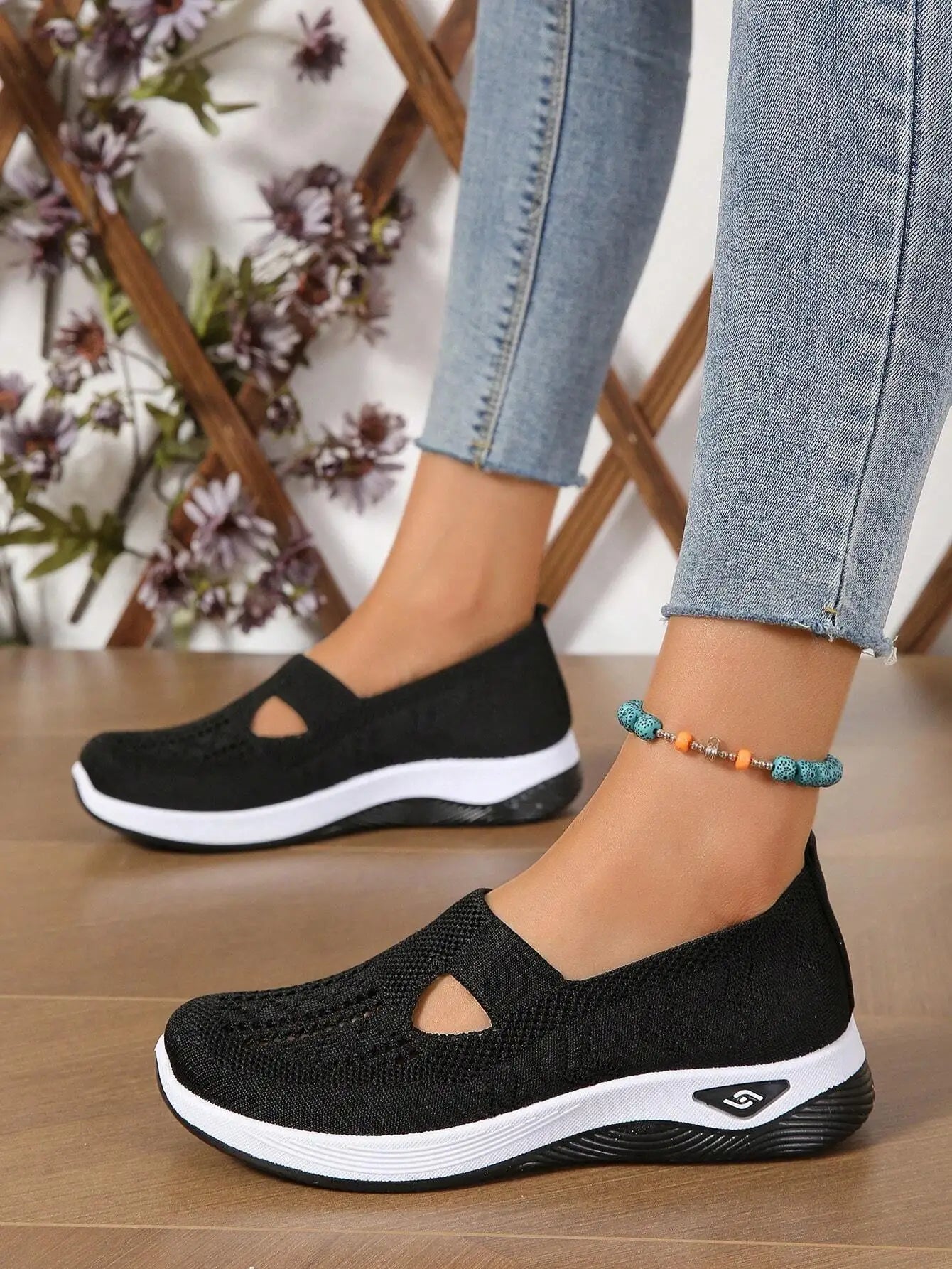 Women's Solid Color Breathable Sneakers, Soft Sole Lightweight Slip On Walking Shoes, Low-top Knitted Casual Shoes - Tasawoq