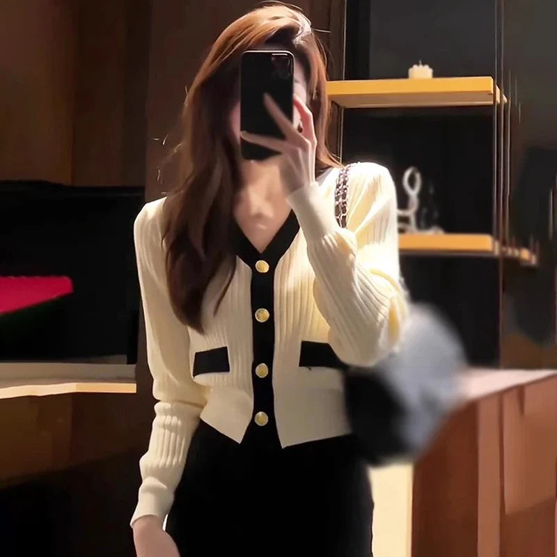 Women's Korean Version Sweater jacket V-neck Knitted Long Sleeved Cardigan Jacket - Tasawoq