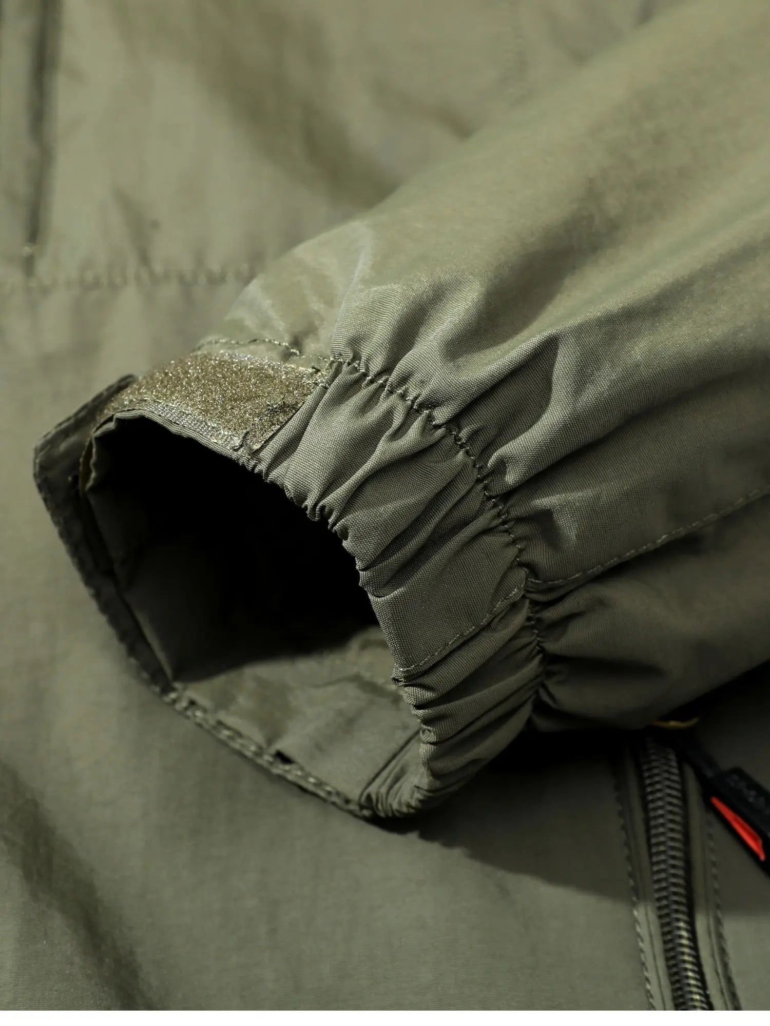 Men's outdoor hiking, sports, leisure, waterproof, windproof, multi pocket, detachable hat, jacket, jacket - Tasawoq