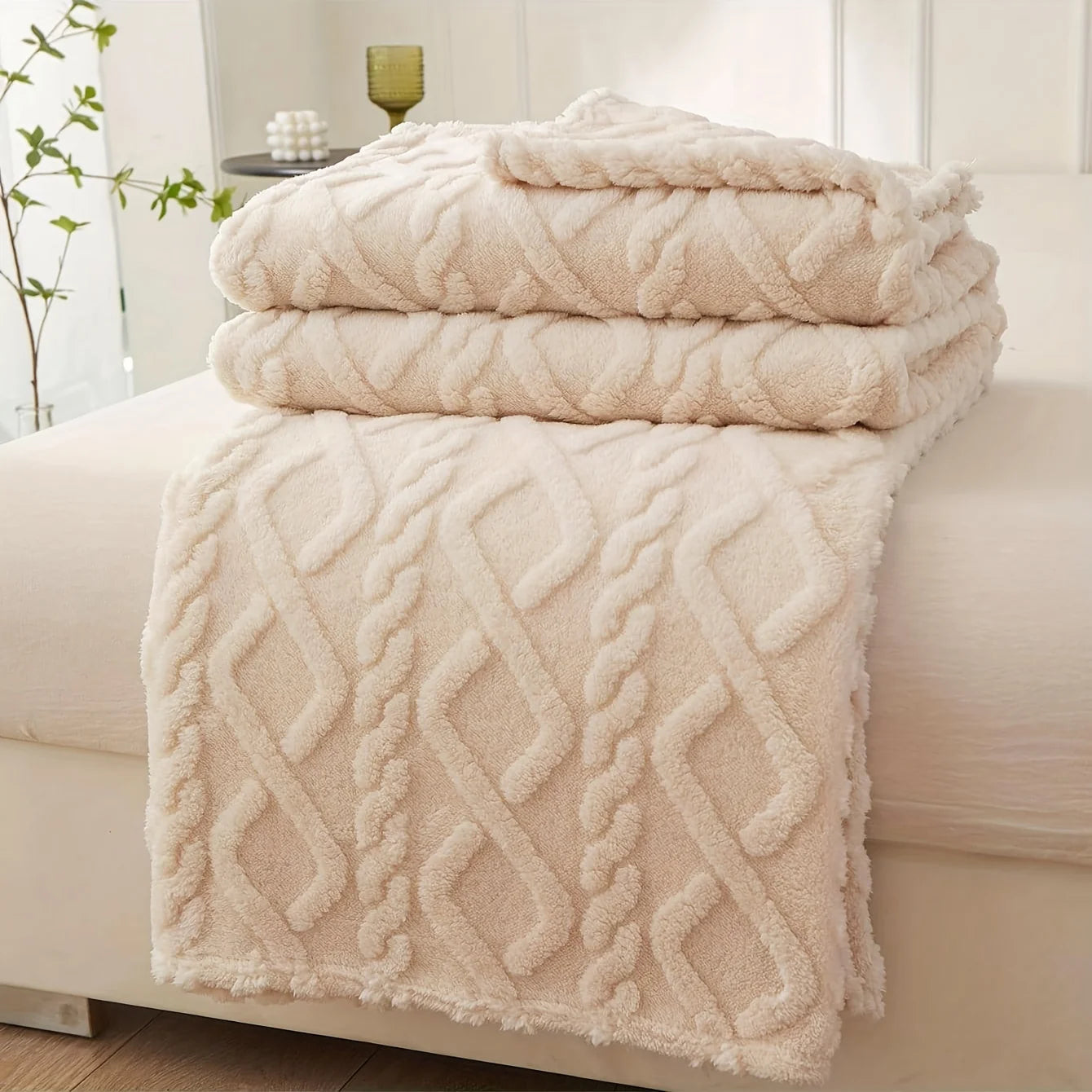 1pc Single-Layer Coral Fleece Blanket, Lightweight & Multi-Purpose Blanket Bed Cover,For Living Room Sofa Cover, Nap Blanket - Tasawoq