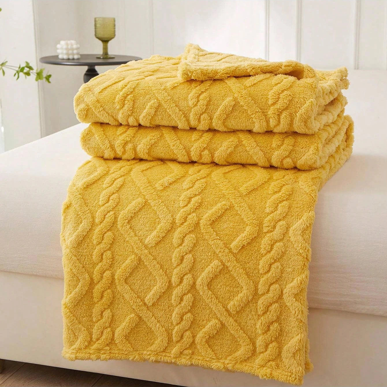 1pc Single-Layer Coral Fleece Blanket, Lightweight & Multi-Purpose Blanket Bed Cover,For Living Room Sofa Cover, Nap Blanket - Tasawoq