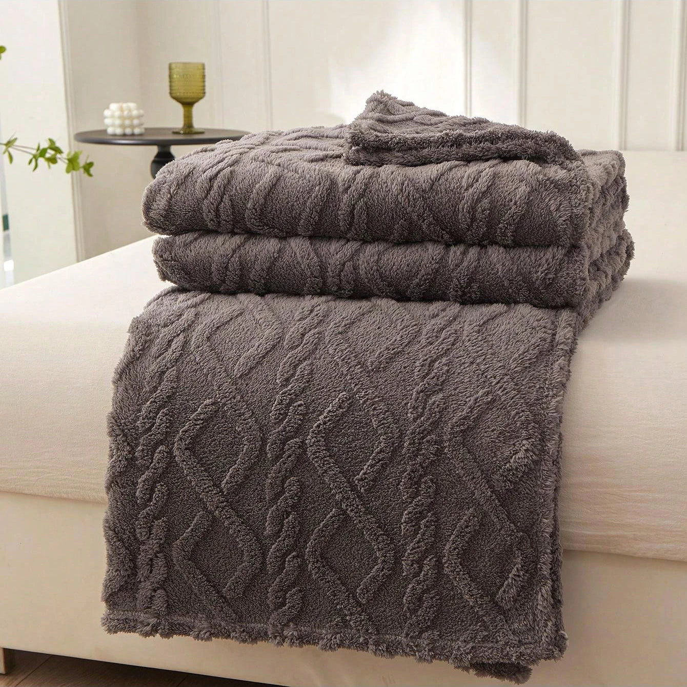 1pc Single-Layer Coral Fleece Blanket, Lightweight & Multi-Purpose Blanket Bed Cover,For Living Room Sofa Cover, Nap Blanket - Tasawoq