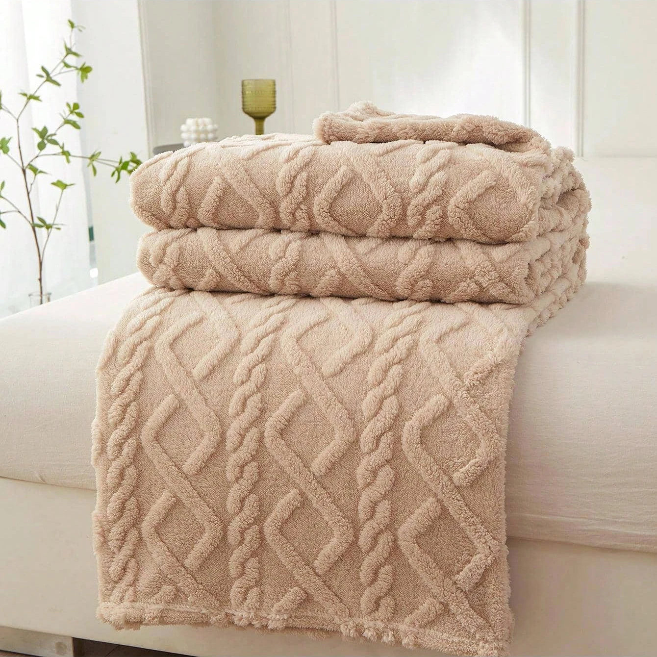1pc Single-Layer Coral Fleece Blanket, Lightweight & Multi-Purpose Blanket Bed Cover,For Living Room Sofa Cover, Nap Blanket - Tasawoq