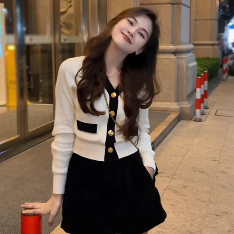 Women's Korean Version Sweater jacket V-neck Knitted Long Sleeved Cardigan Jacket - Tasawoq